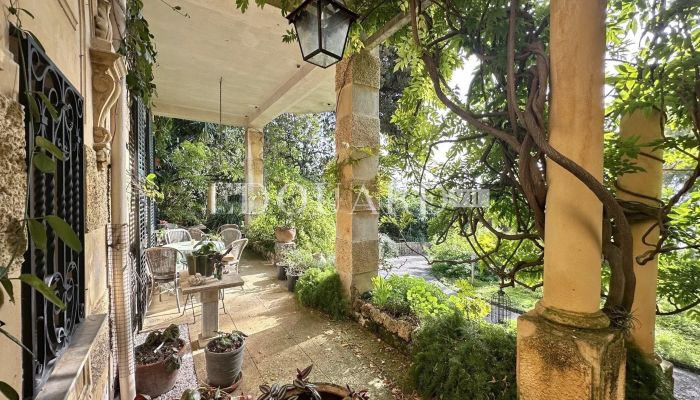 Apartment in historischem Gebäude kaufen Menton, Provence-Alpes-Côte d'Azur,  Frankreich