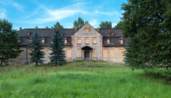Auktionstermin für Gutshausretter: Schloss Krieschow