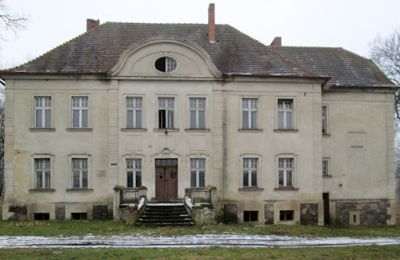 Herrenhaus/Gutshaus kaufen Osieczna, Großpolen, Vorderansicht