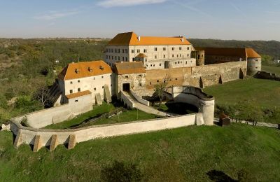 Charakterimmobilien, Große Burganlage in Südmähren