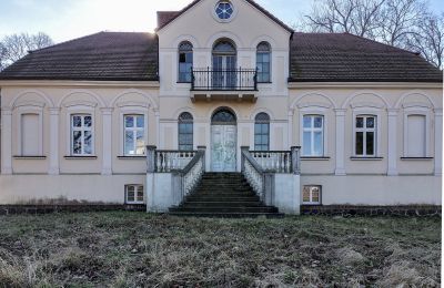 Herrenhaus/Gutshaus kaufen Gierłachowo, Dwór w Gierłachowie 18a, Großpolen:  Vorderansicht