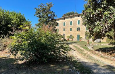 Historische Villa kaufen Siena, Toskana:  RIF 2937 Blick auf Gebäude I