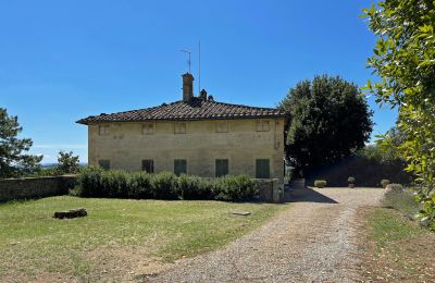 Historische Villa kaufen Siena, Toskana:  RIF 2937 Haus und Zufahrt