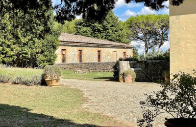 Historische Villa kaufen Siena, Toskana:  RIF 2937 Blick auf Anwesen