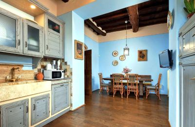 Landhaus kaufen Figline e Incisa Valdarno, Toskana:  RIF 2966 Küche und Essbereich im HH