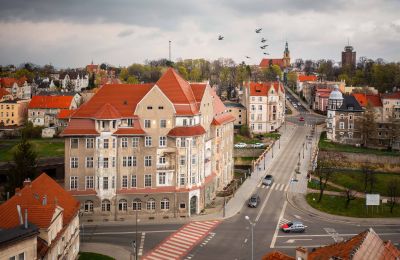 Historische Immobilie kaufen Dzierżoniów, Henryka Sienkiewicza 4, Niederschlesien, Drohnenfoto
