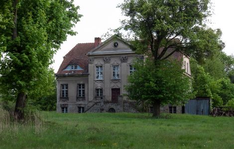  - Barockes Gutshaus in Alleinlage