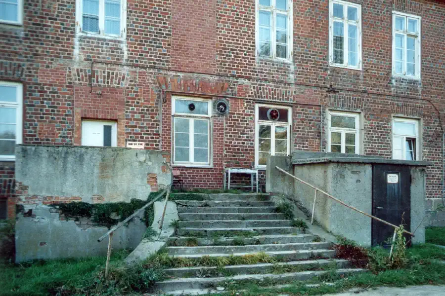 Gutshaus Ludorf in den 1990er Jahren