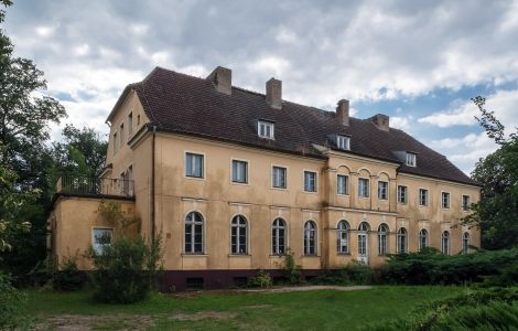 Nadrensee, Dorfstraße - Gutshaus Nadrensee