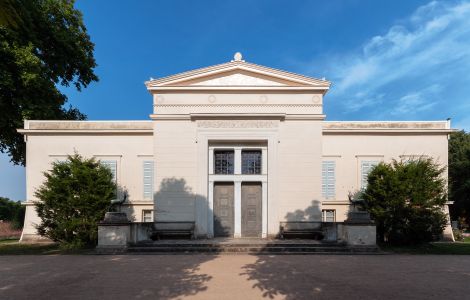 /pp/cc_by/thumb-deutschland-potsdam-schloss-charlottenhof.jpg