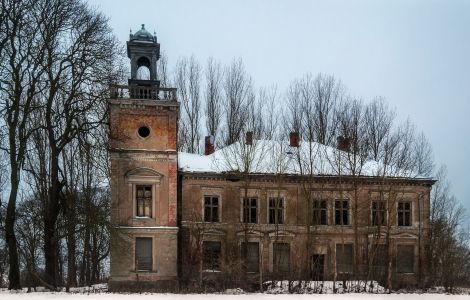 Saatel, Parkstraße - Gutshaus in Saatel, Vorpommern-Rügen