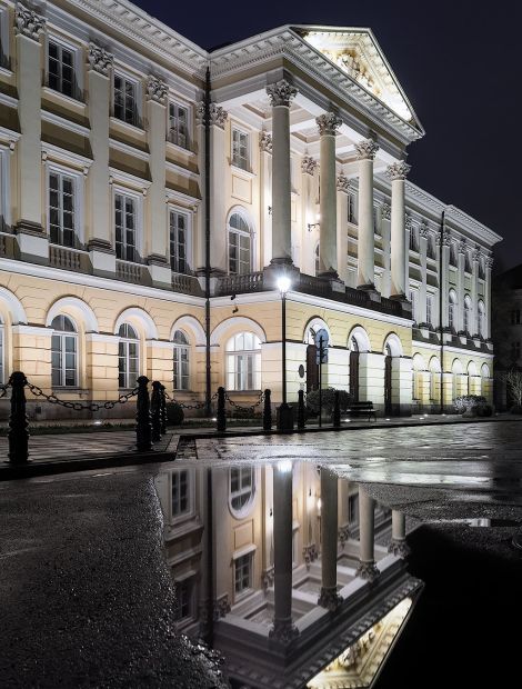 /pp/cc_by_nc_nd/thumb-Kazimierz-Palast-REALPORTICO.jpg