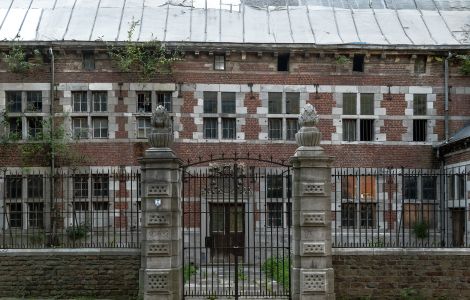  - Gefährdetes Denkmal: Château in Cheratte/Liege (Château Saroléa)