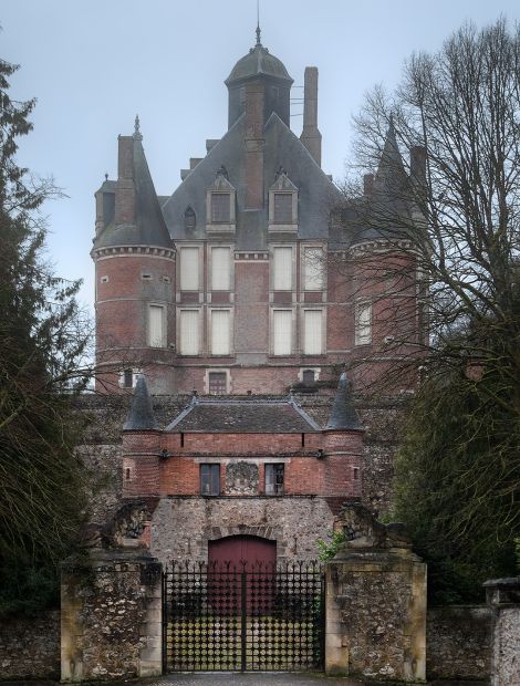 Montmort-Lucy, Château de Montmort - Schloss in Montmort-Lucy: Château de Montmort