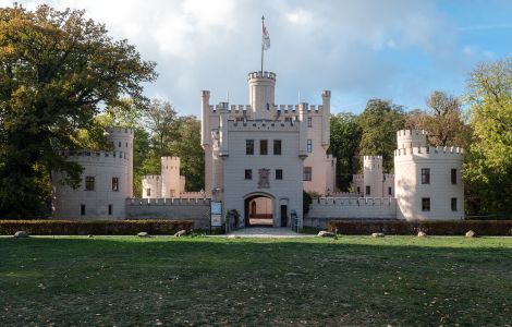 /pp/cc_by_nc_nd/thumb-de-sachsen-anhalt-letzlingen-schloss.jpg