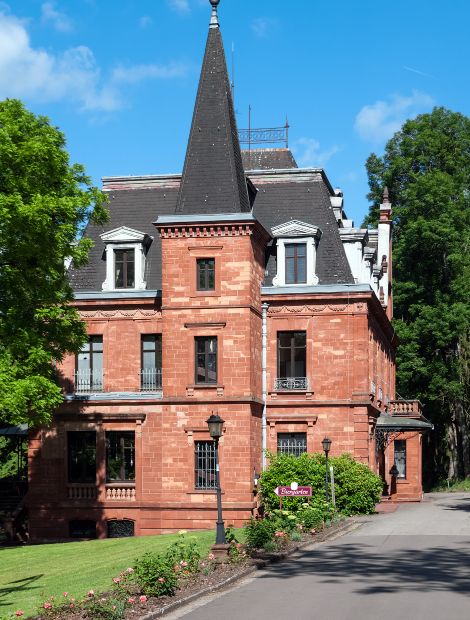 Mettlach, Schloss Ziegelberg - Schloss Ziegelberg in Mettlach: Restaurant und Eventlocation