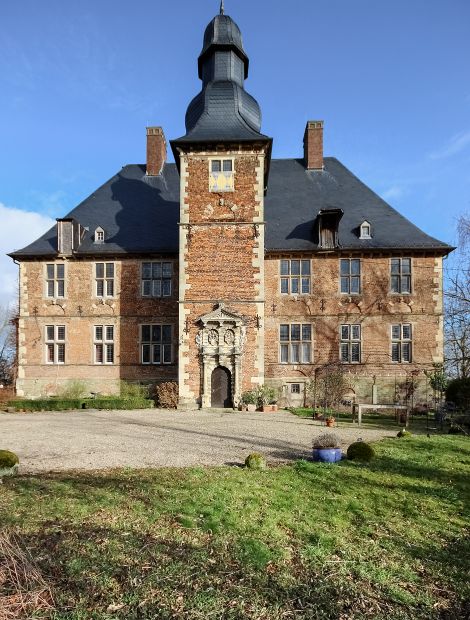 Berwicke, Haus Nehlen - Wasserburg Haus Nehlen