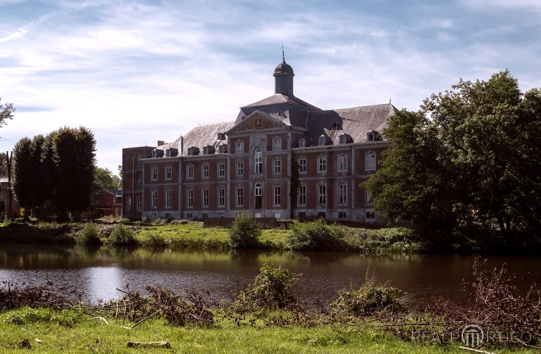 Ehemaliges Kloster und Schloss in Solières, Huy