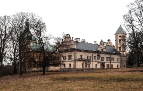 Stružná, Zamek Stružná - Schloss Gießhübel, Bezirk Karlsbad