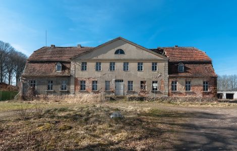 /pp/cc_by_nc_sa/thumb-de-brandenburg-strigleben-gutshaus.jpg