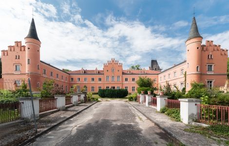 Gusow, Schloßstraße - Schloss Gusow