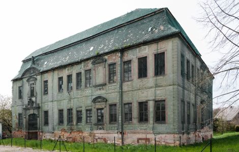  - Langenleuba-Niederhain: Halbes Schloss