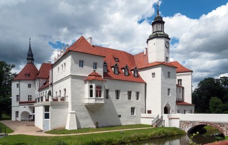 Fürstlich Drehna, Lindenplatz - Schloss Fürstlich Drehna