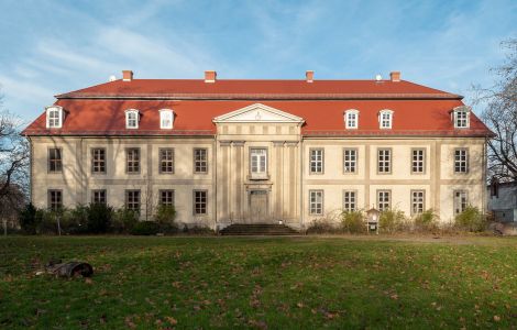 Quetzdölsdorf, Geschwister-Scholl-Straße - Rittergut Quetzdölsdorf, Anhalt-Bitterfeld