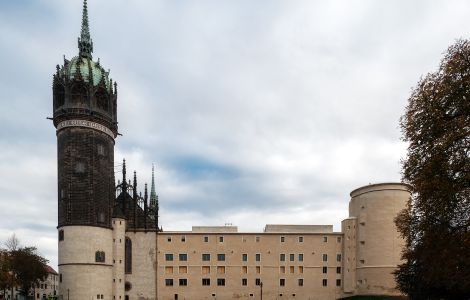 /pp/public_domain/thumb-de-sachsen-anhalt-wittenberg-schlosskirche.jpg