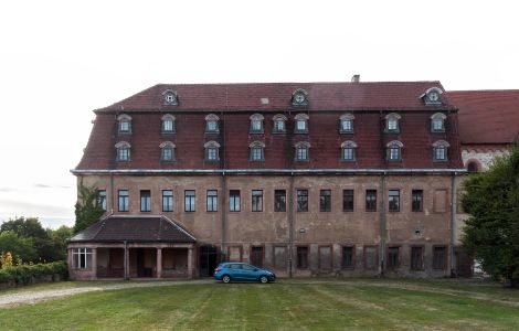 Wechselburg, Markt - Schloss Wechselburg in Sachsen