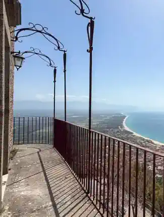 Castello mit Meerblick in Küstenlage - Nicotera, Kalabrien, Nicotera, Kalabrien