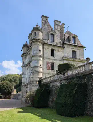 Château mit historischer Gartenanlage, 60 km von Paris