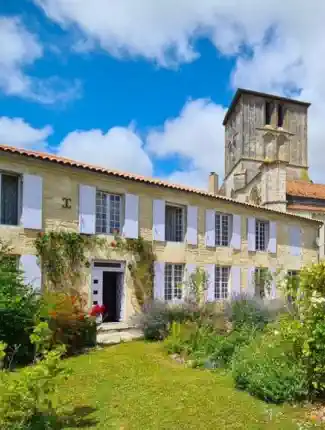 Ehemalige Tempelritter-Kommanderie mit Nebengebäuden Nähe Cognac, Beauvais-sur-Matha, Neu-Aquitanien