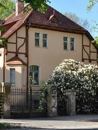 Repräsentative Villa mit privatem Garten im Zentrum von Koszalin