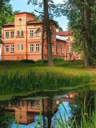 Virķēnu muiža - Herrenhaus mit Gutsgebäuden in Nordlettland, 27 Hektar