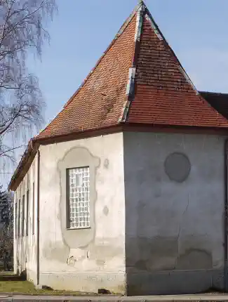 Großes Atelier, ehemalige Kirche, gegen Gebot