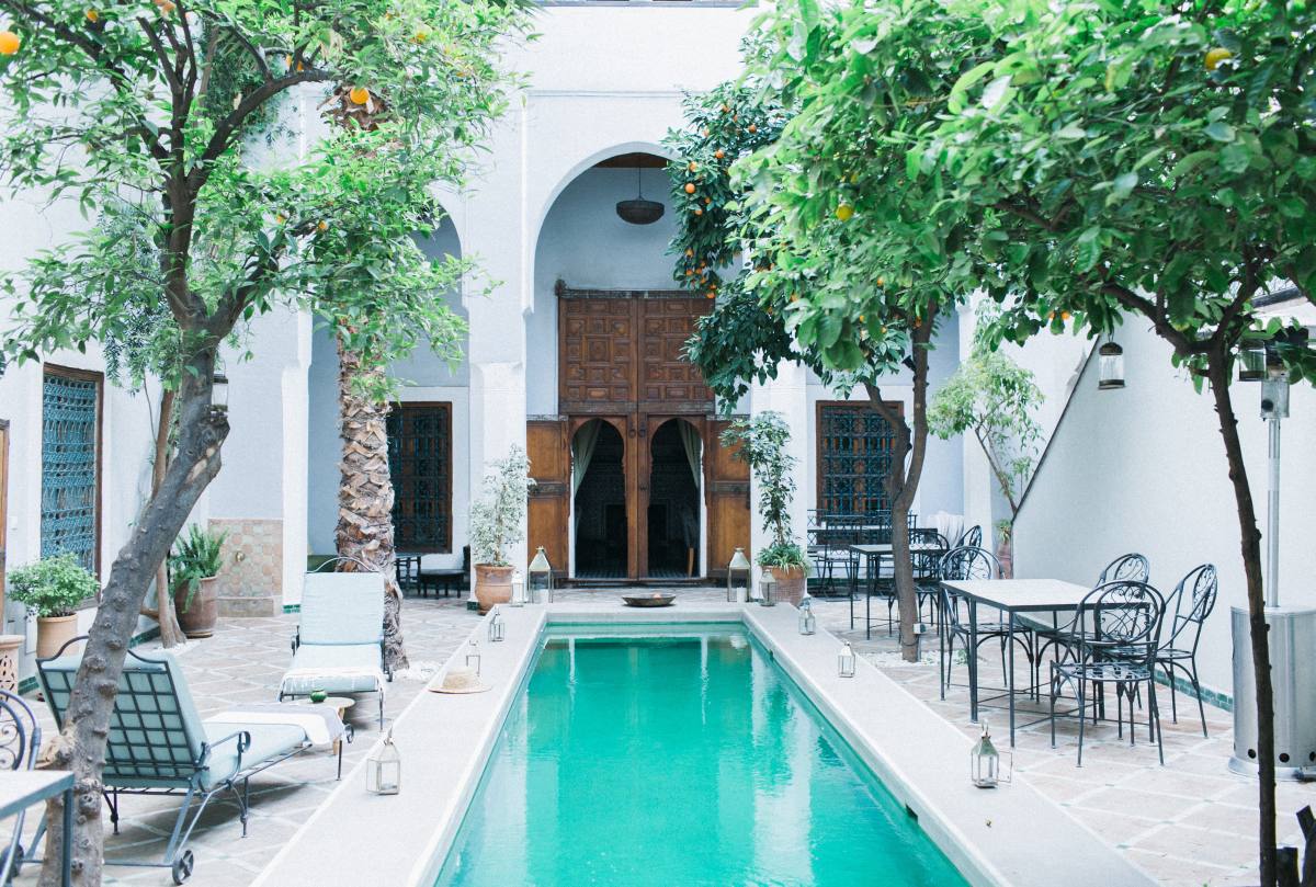 Altbau-Villa, Innenhof, Pool, Garten