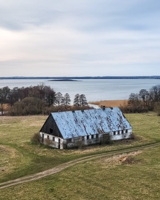 Häuser mit Seeblick zum Verkauf auf realportico.de