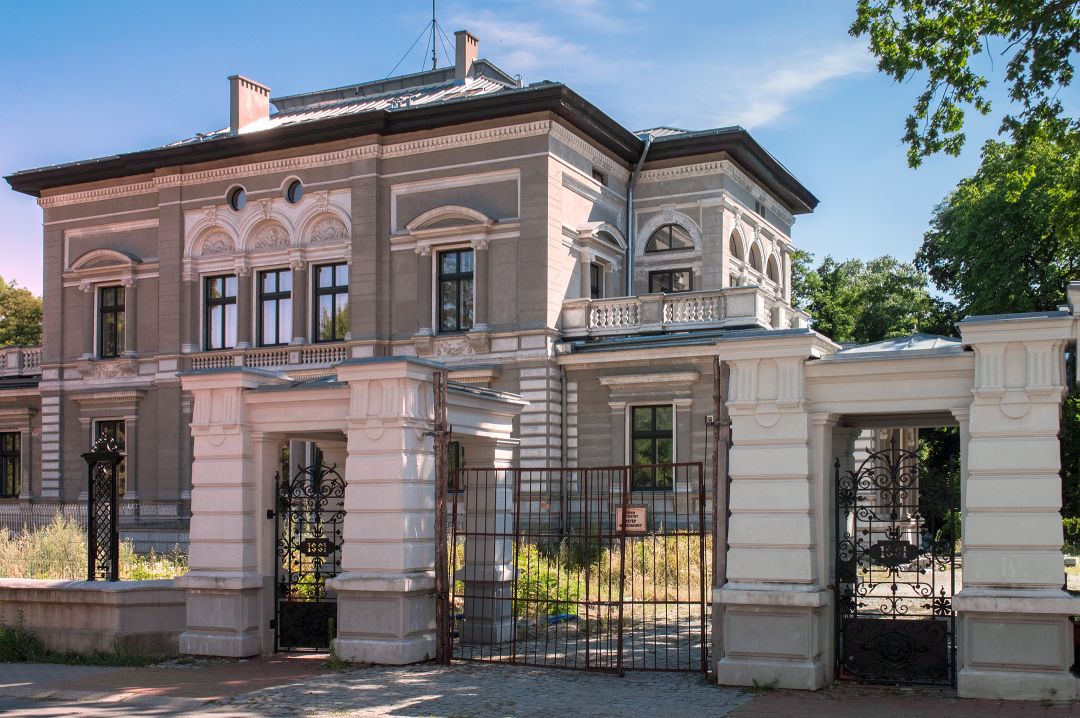 Villa Grohman, Stadt Lodz Historische Villen Lodz: Villa Grohman, Eingangsportal